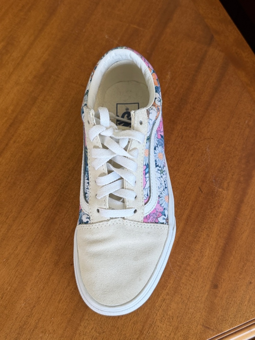 Vans Cream Low-Top Sneakers with Floral Panels - Picture 12 of 14